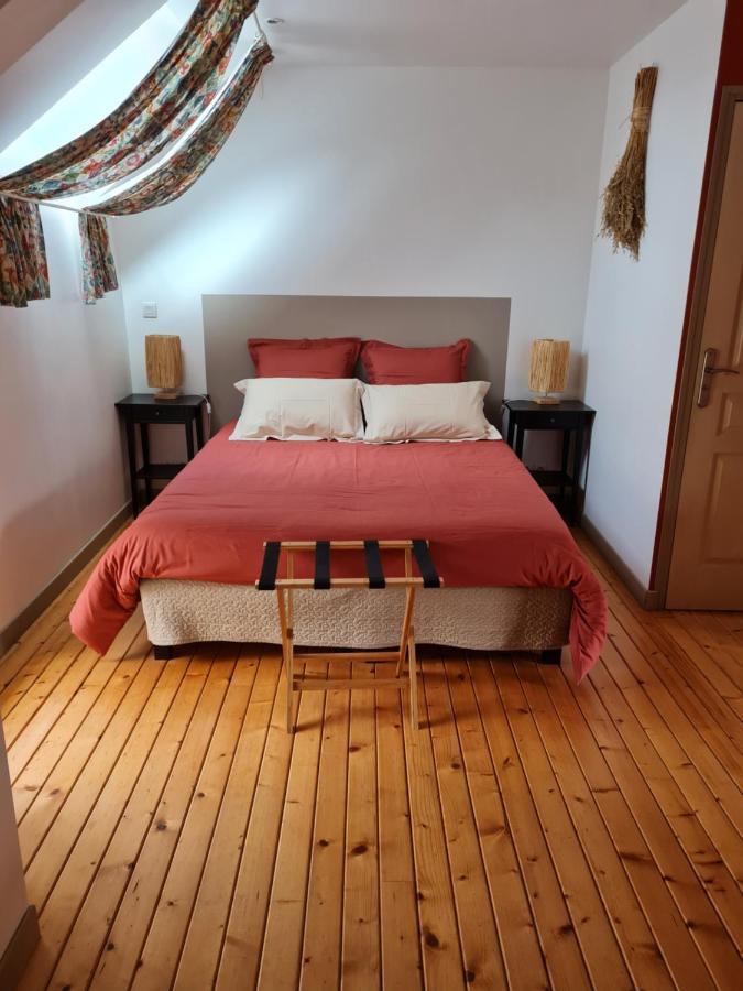 Domaine De La Cour Vautier Bed & Breakfast Mandeville-en-Bessin Екстериор снимка