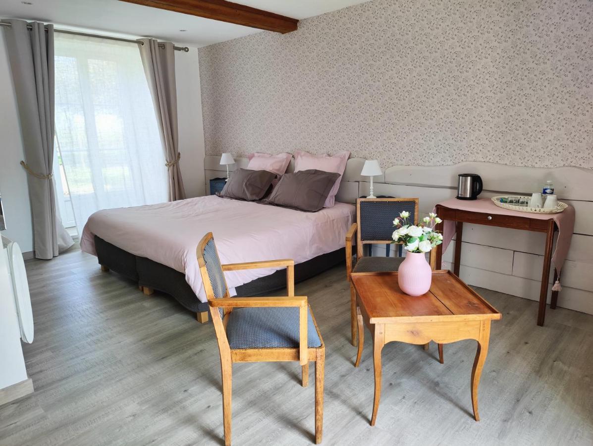 Domaine De La Cour Vautier Bed & Breakfast Mandeville-en-Bessin Екстериор снимка