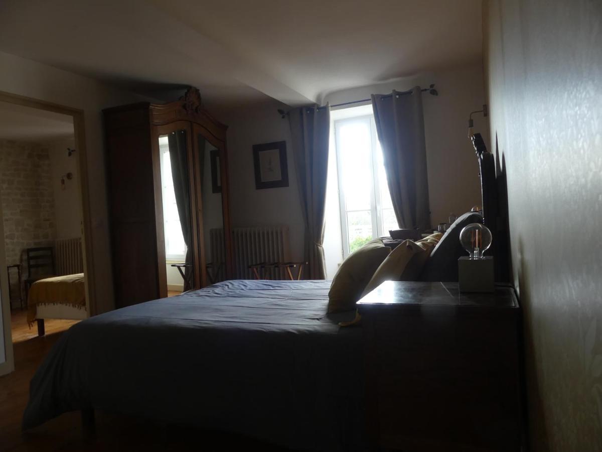 Domaine De La Cour Vautier Bed & Breakfast Mandeville-en-Bessin Екстериор снимка