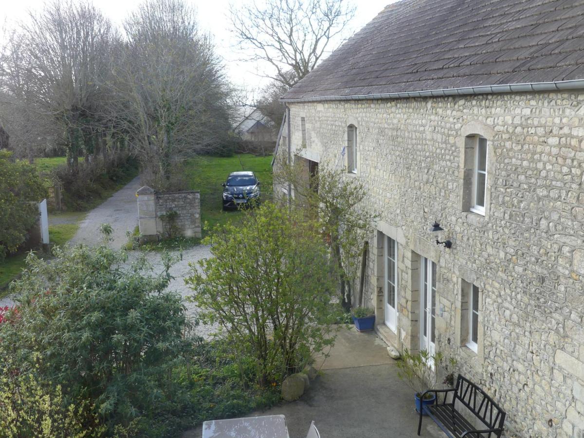 Domaine De La Cour Vautier Bed & Breakfast Mandeville-en-Bessin Екстериор снимка