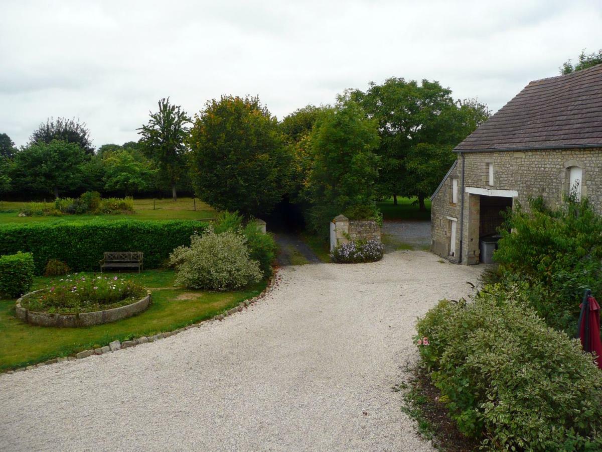 Domaine De La Cour Vautier Bed & Breakfast Mandeville-en-Bessin Екстериор снимка