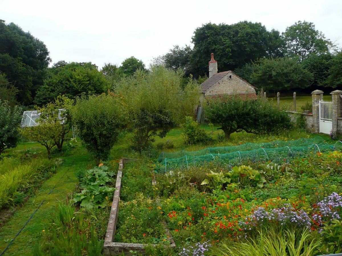 Domaine De La Cour Vautier Bed & Breakfast Mandeville-en-Bessin Екстериор снимка